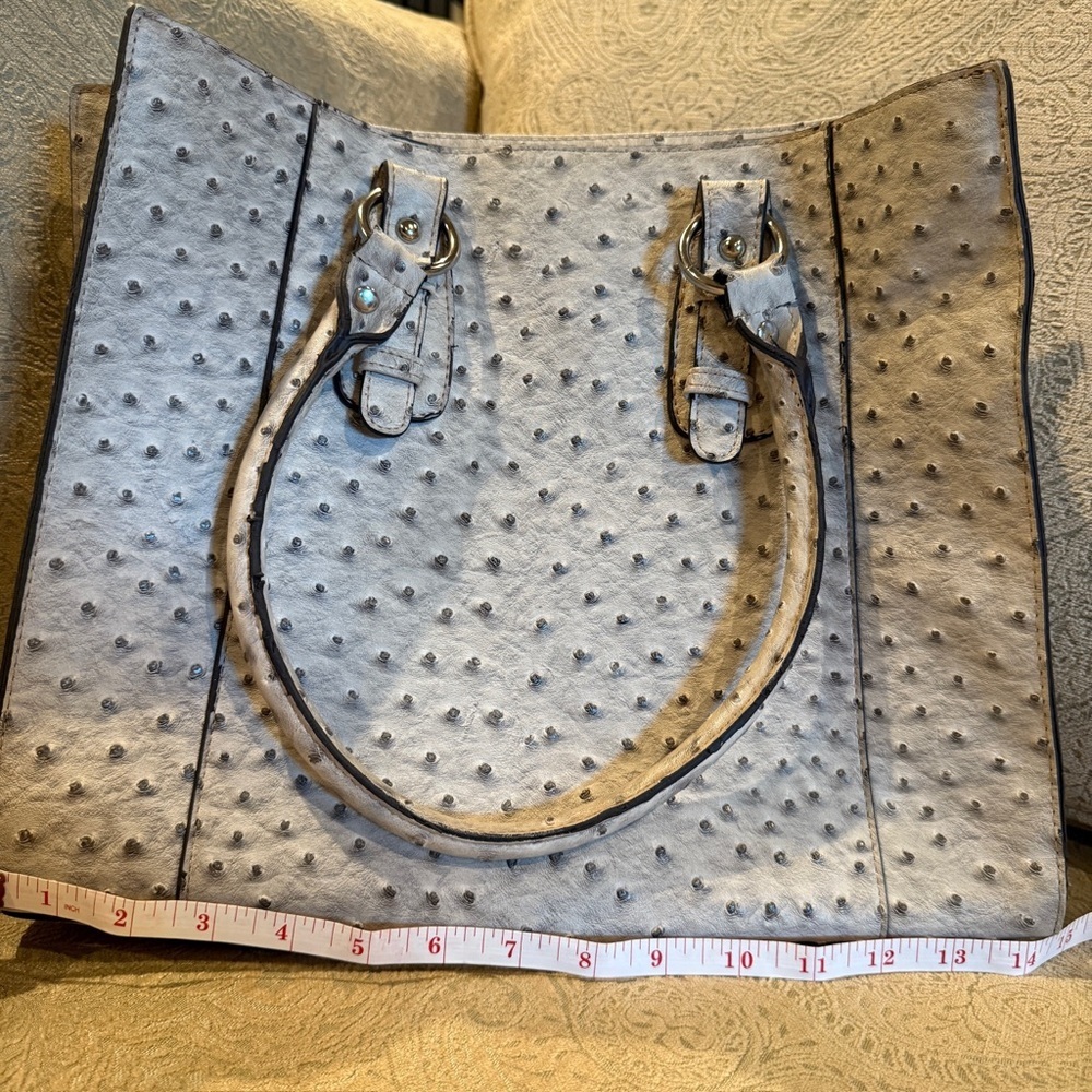 Merona Ostrich Textured Gray Tote Bag - Picture 9 of 10